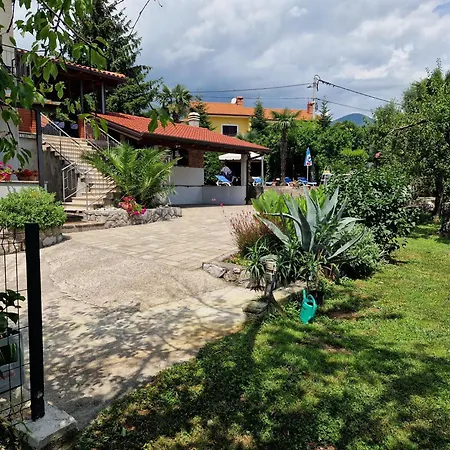 Vruja Apartman Ika