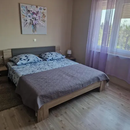Vruja Apartman