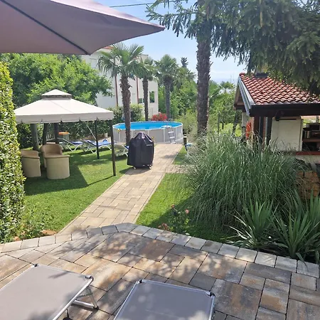 Vruja Apartman